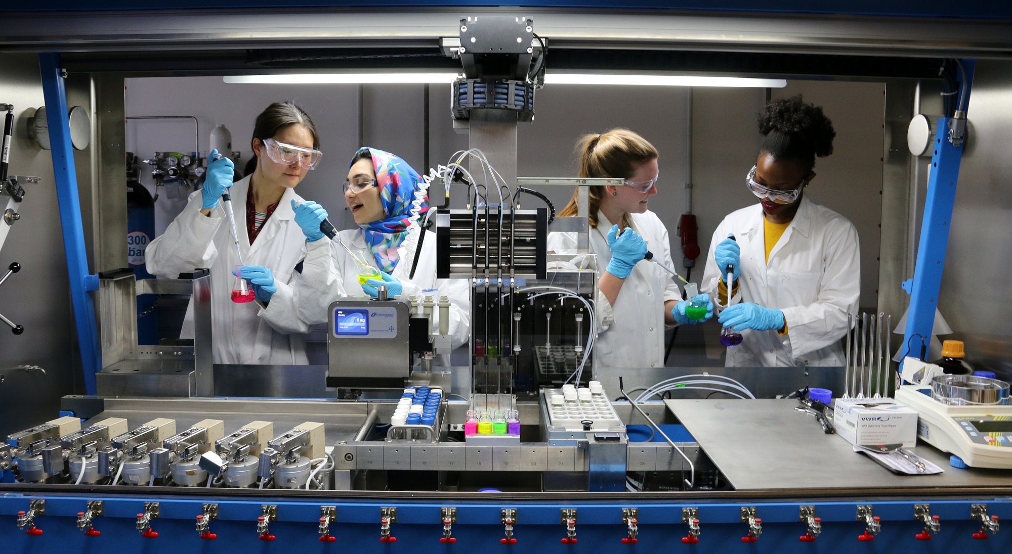 Zum Artikel "Empowering Women in STEM Careers – 9th October 2024"